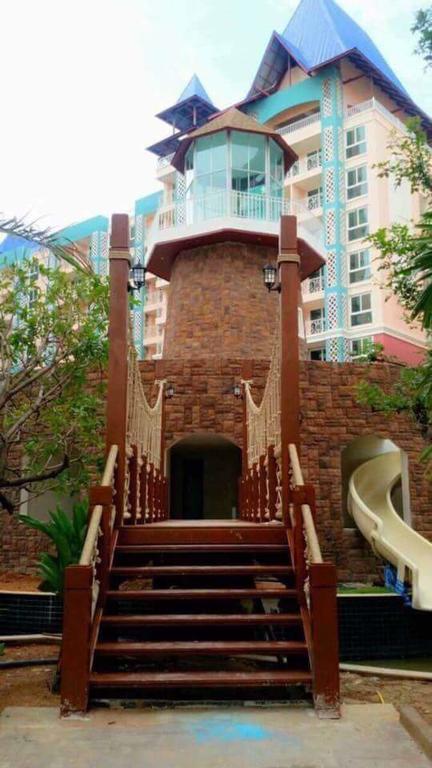 Grande Caribbean Condo By Suneeya Pattaya Exteriör bild